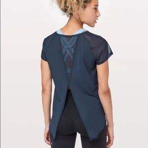 ISO: Lululemon Mix & Mesh Tee Size 8